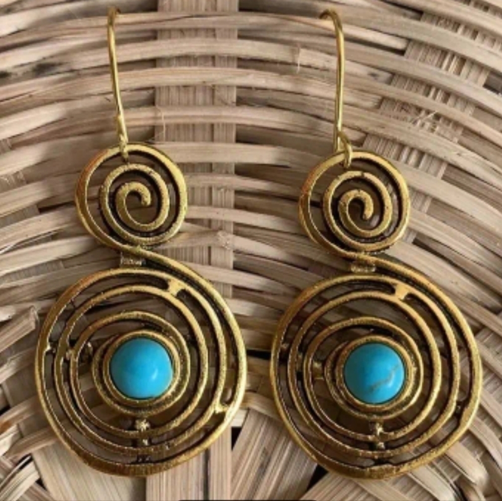 Round Spiral Pattern With Round Turquoise Inlaid Dangle Earrings